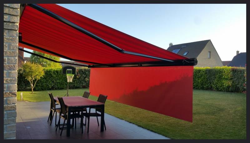 INSTALLATION D'UN STORE ROUGE SUR LA COMMUNE DE VILLALIER PROCHE DE CARCASSONNE